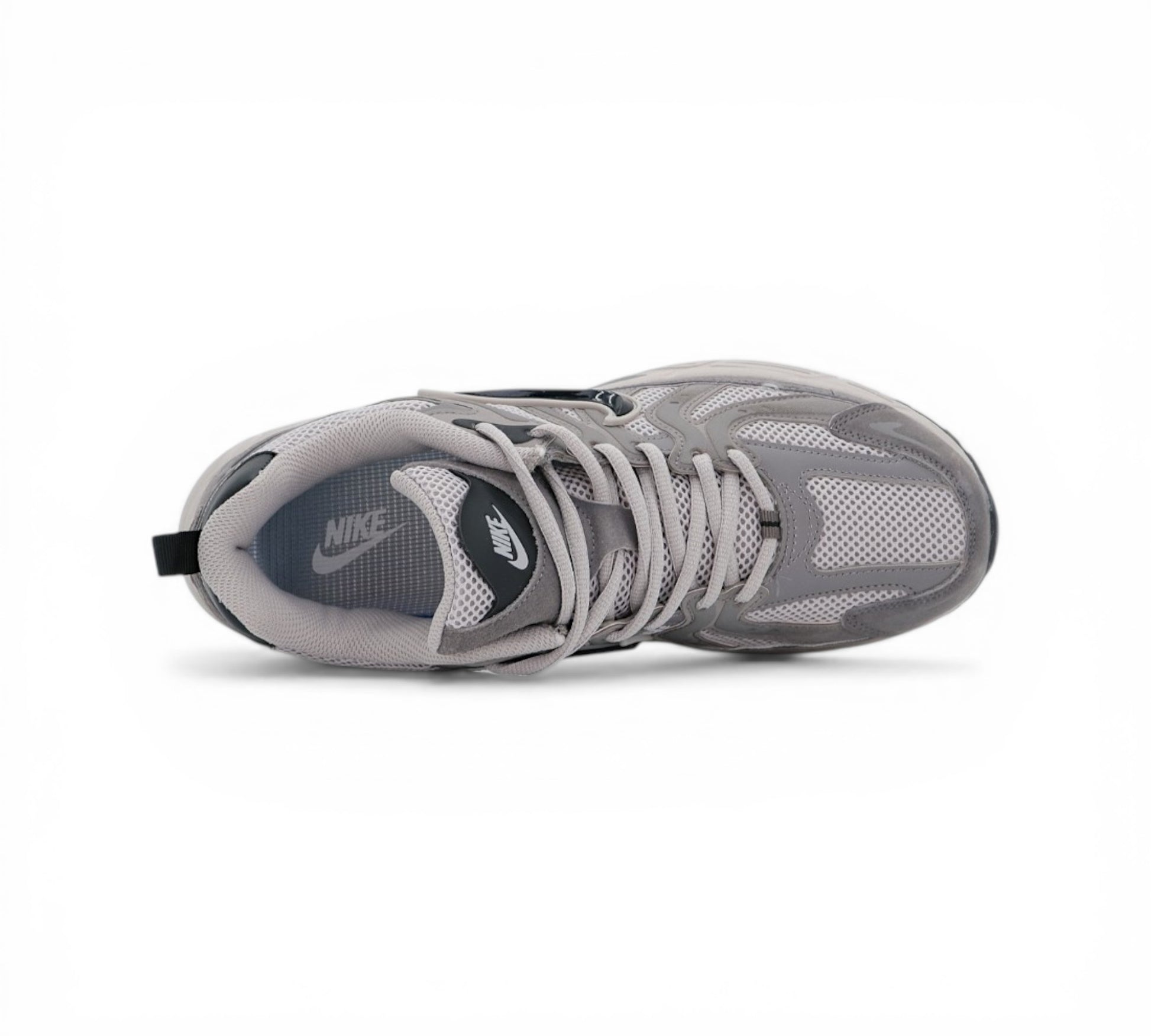 Кроссовки Nike V2K Run серые, вид сбоку