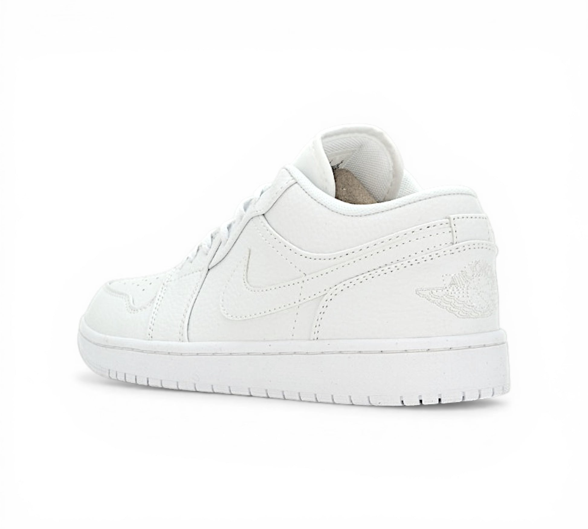 Кроссовки Nike Air Jordan белые, вид сбоку