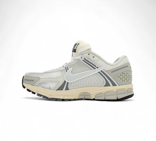 Nike Zoom Vomero 5 SP White In