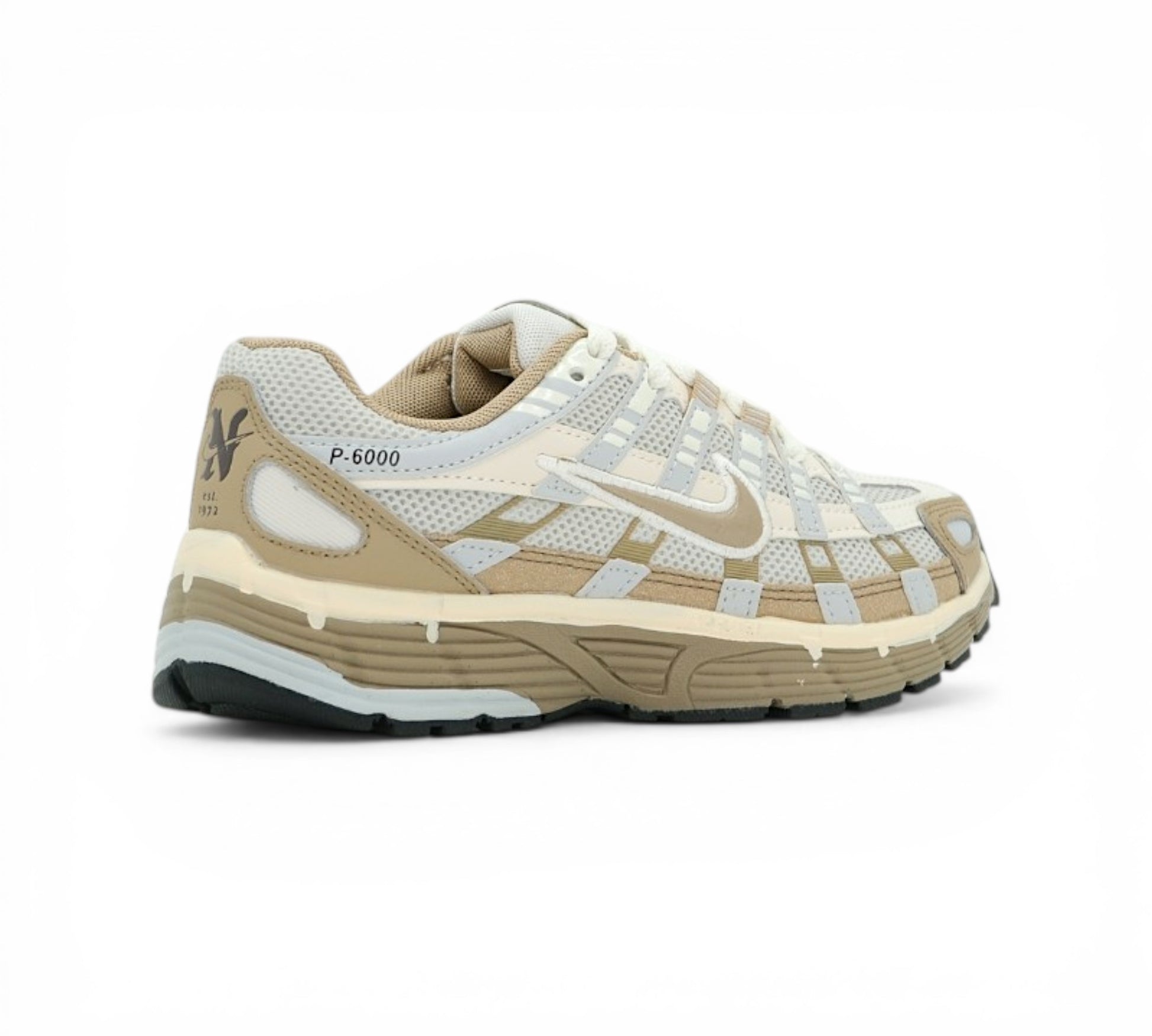 Кроссовки Nike P-6000, бежевые, вид сбоку