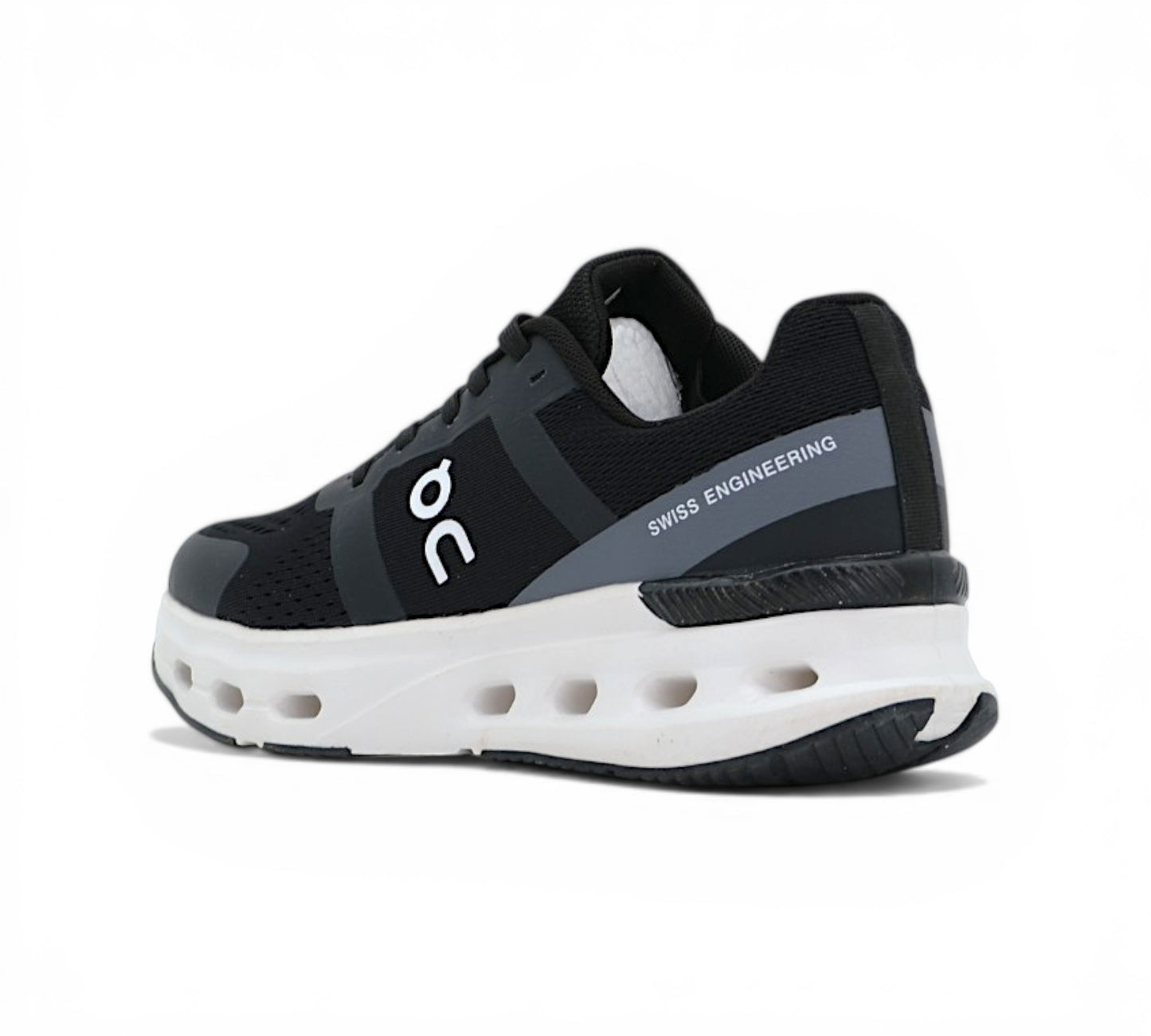 On Cloudpulse Black White