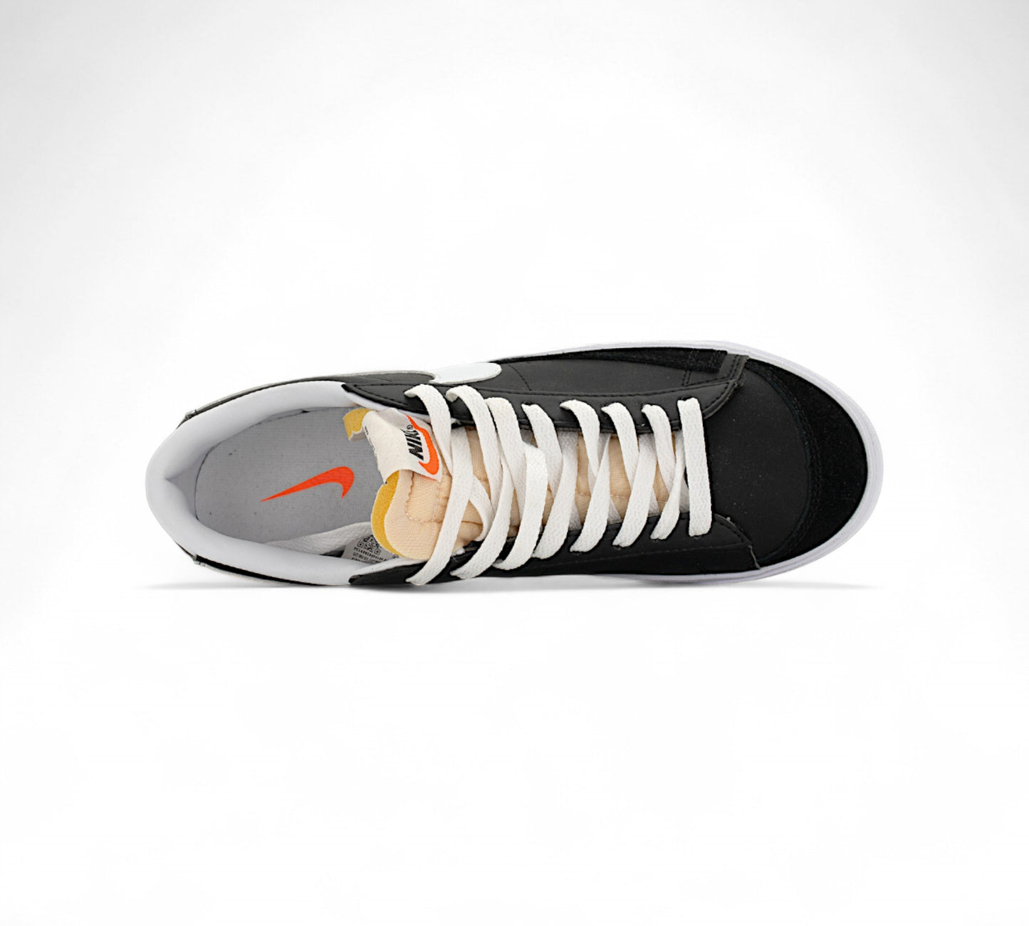 Nike Blazer Low 77 Vintage Black White P