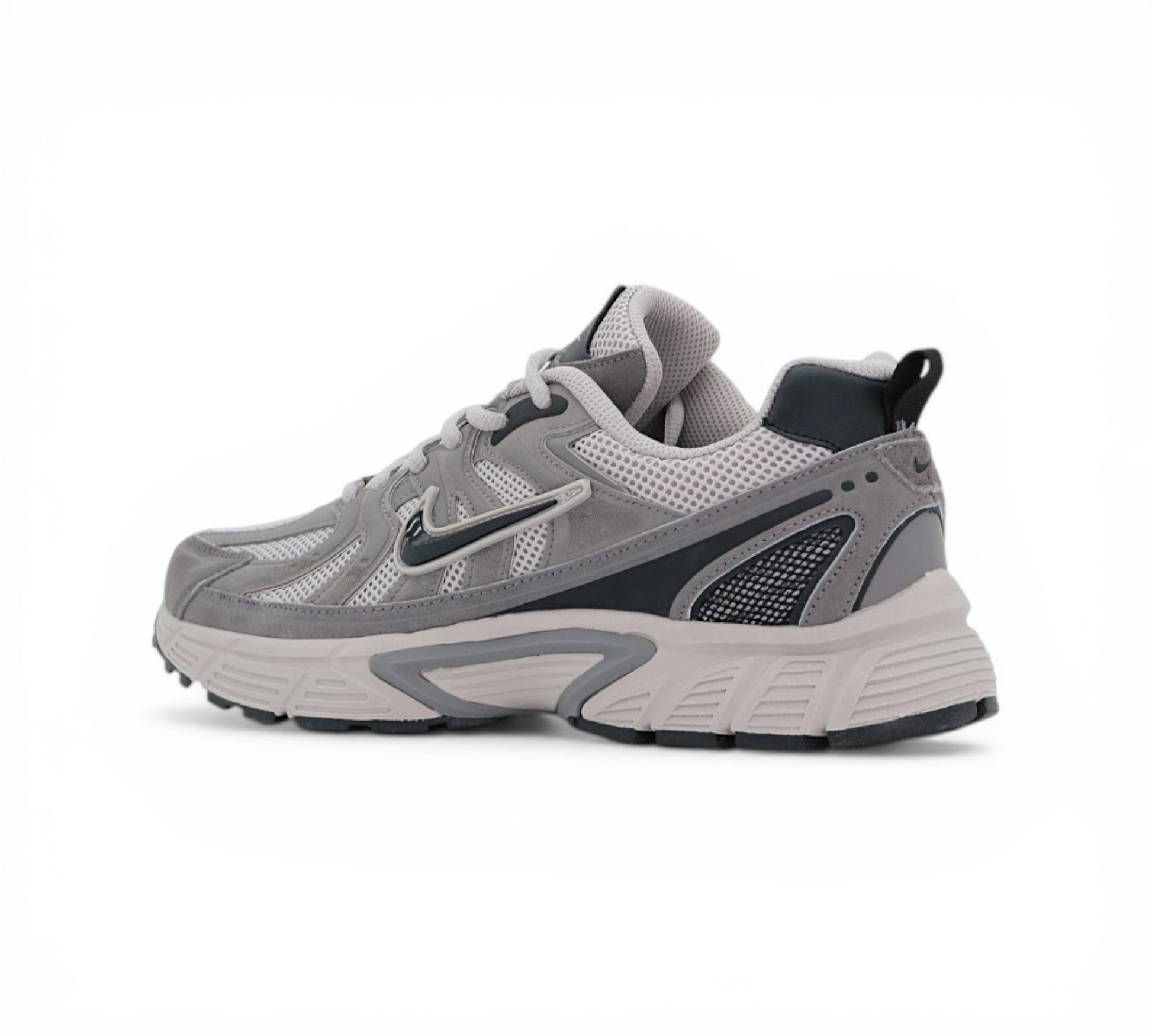 Кроссовки Nike V2K Run серые, вид сбоку