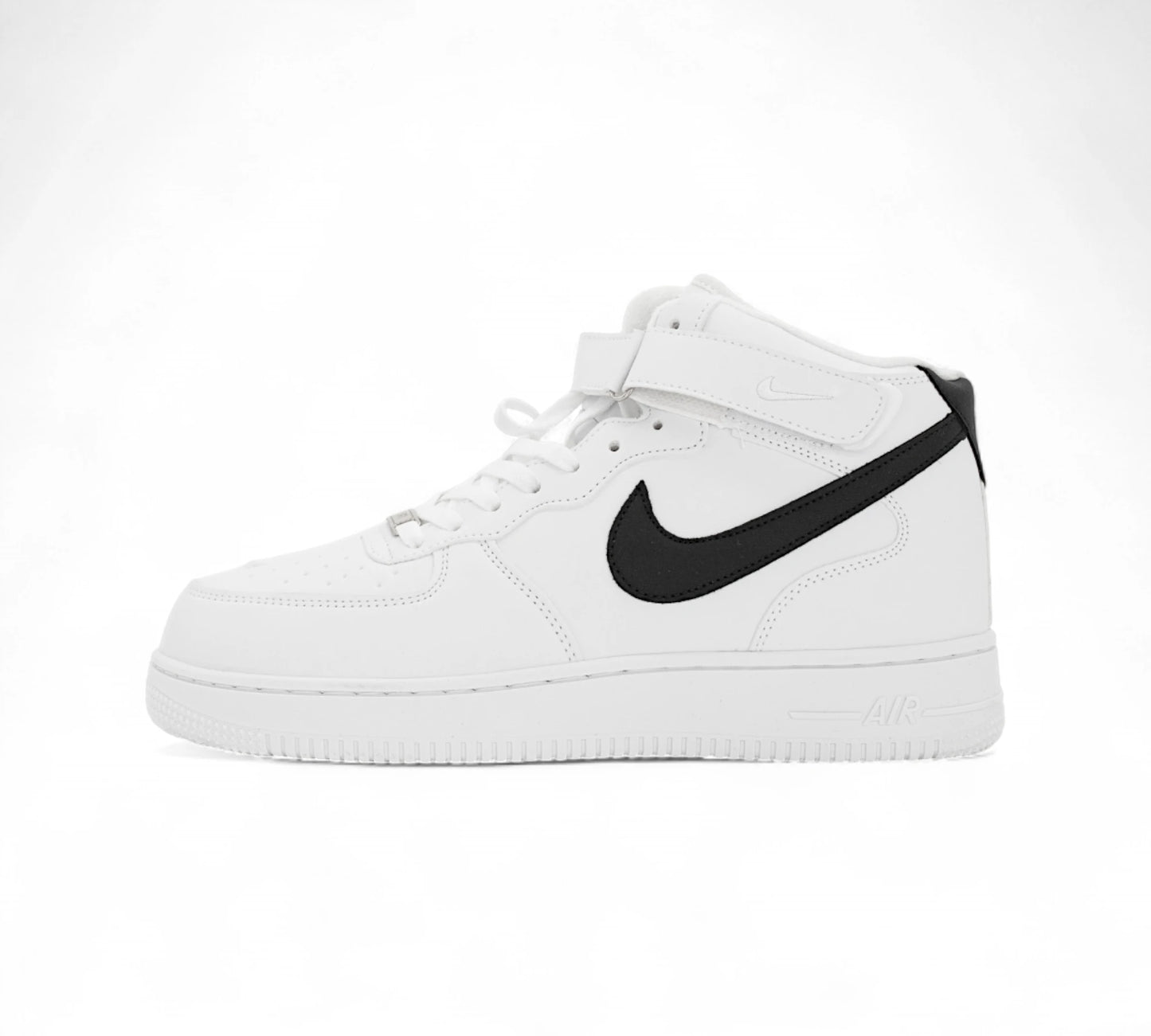 Nike Air Force 1 High White Black Swoosh FUR — купить кроссовки Nike в Алматы | GAMEOVERSHOP