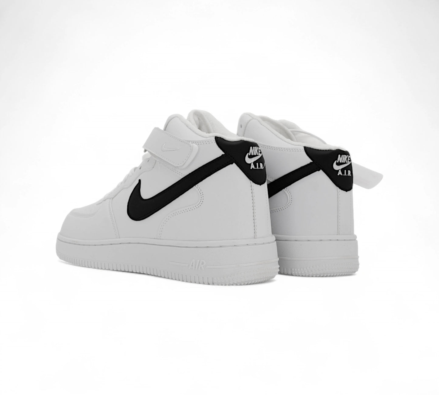 Nike Air Force 1 High White Black Swoosh FUR — купить кроссовки Nike в Алматы фото 3 | GAMEOVERSHOP