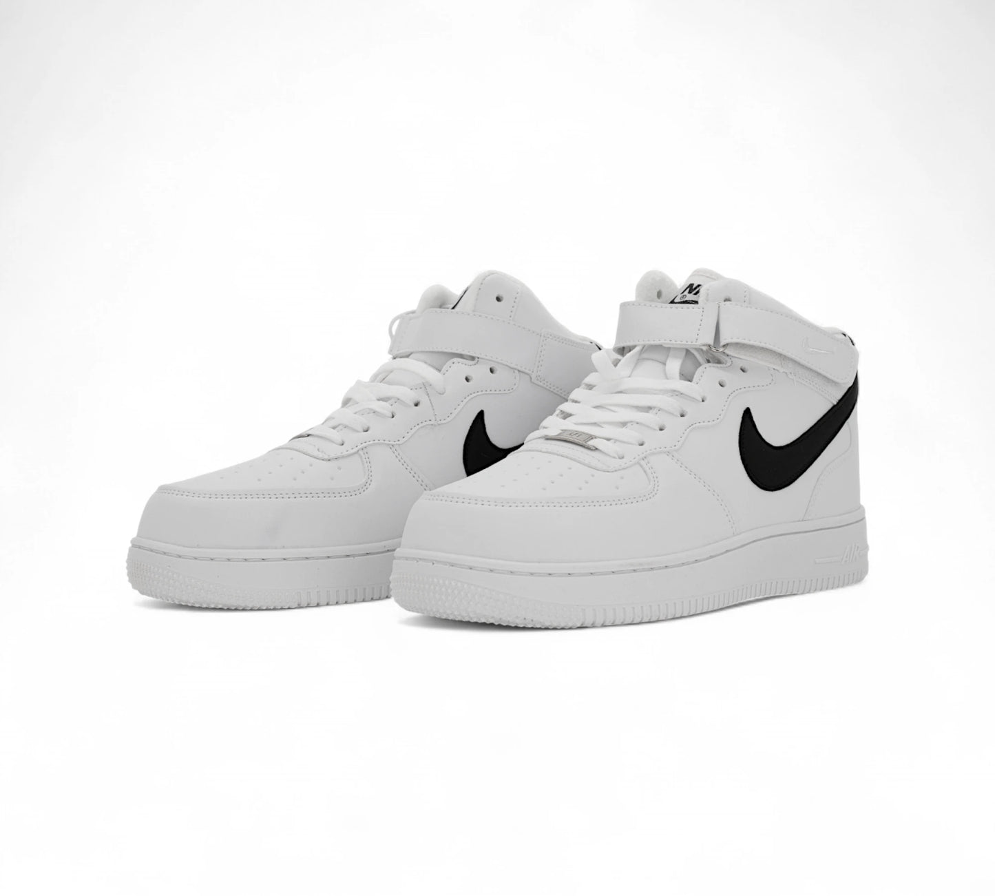 Nike Air Force 1 High White Black Swoosh FUR — купить кроссовки Nike в Алматы фото 2 | GAMEOVERSHOP