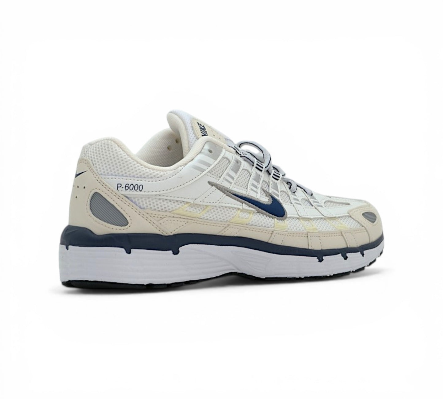 Кроссовки Nike P-6000, бежевые с темно-синим, вид сбоку